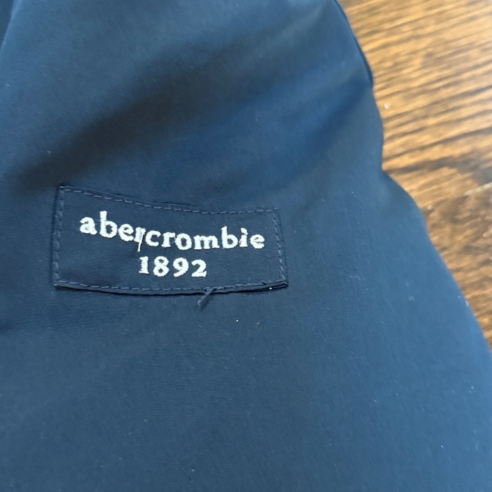 Abercrombie & Fitch kids parka with a faux fur trim hood size 9/10 - Picture 2 of 7